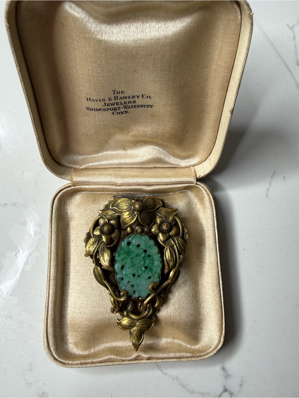 Vintage Fur/dress clip
